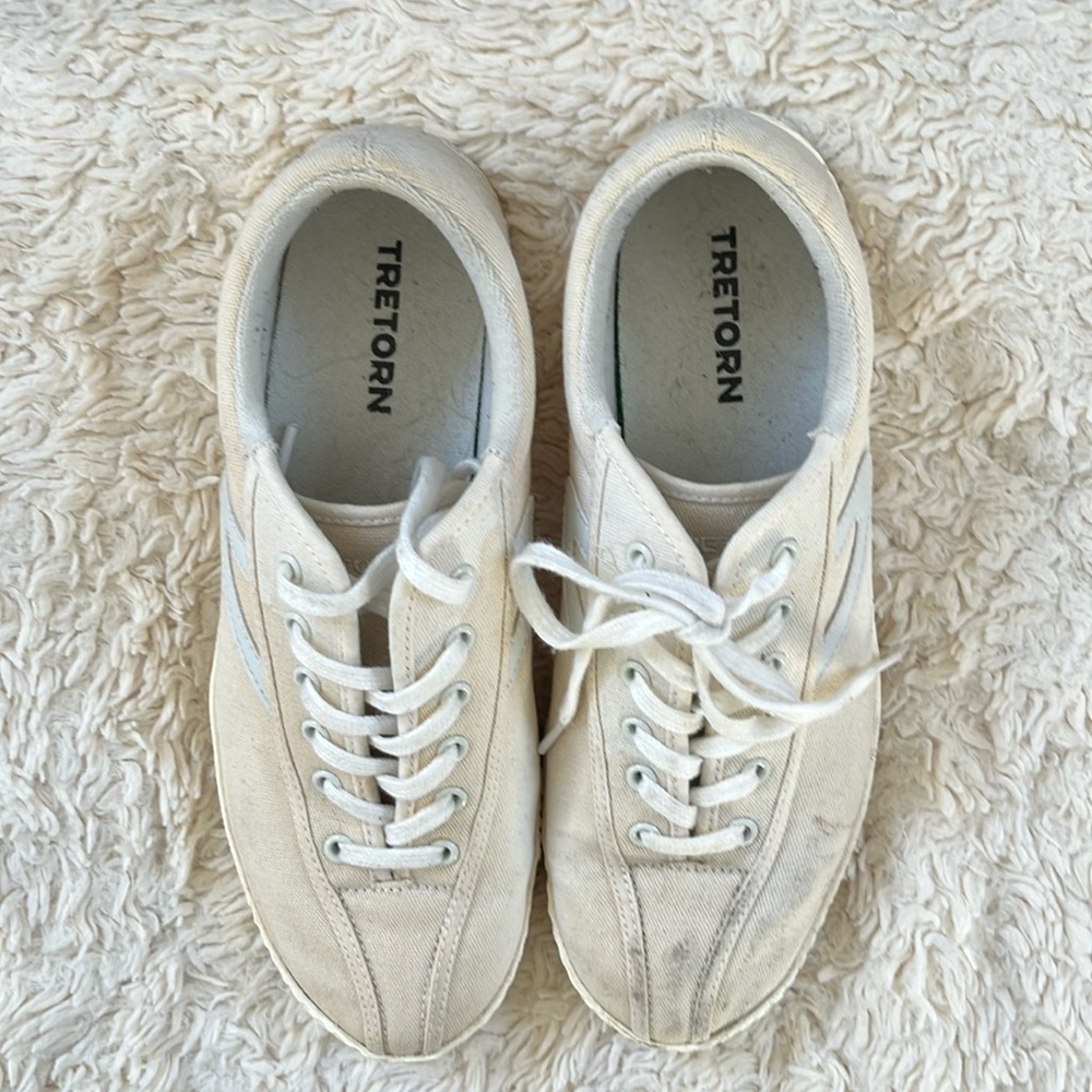 Tretorn Nylite White Canvas Sneakers - size 8.5